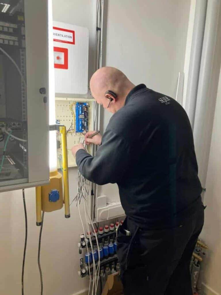 Professionel installation af alarmsystem