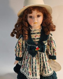 בובת פורצלן HEATHER