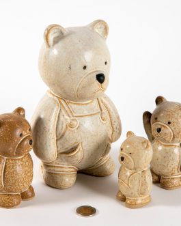 משפחת דובים מקרמיקה