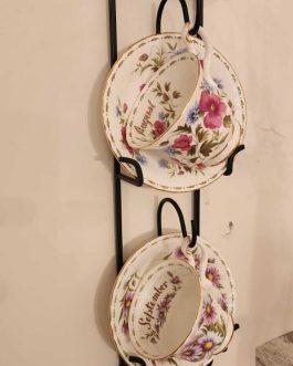 מתקן תליה לספלים וצלחות