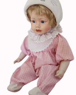 בובת חרסינה BABY CAMILA