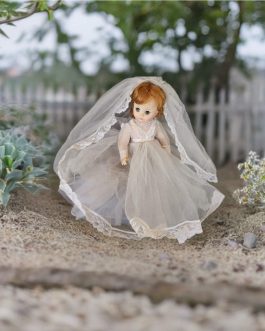 בובת כלה מדאם אלכסנדר וינטג'