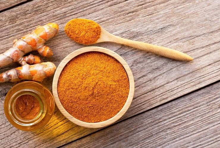 Curcuma sur la peau
