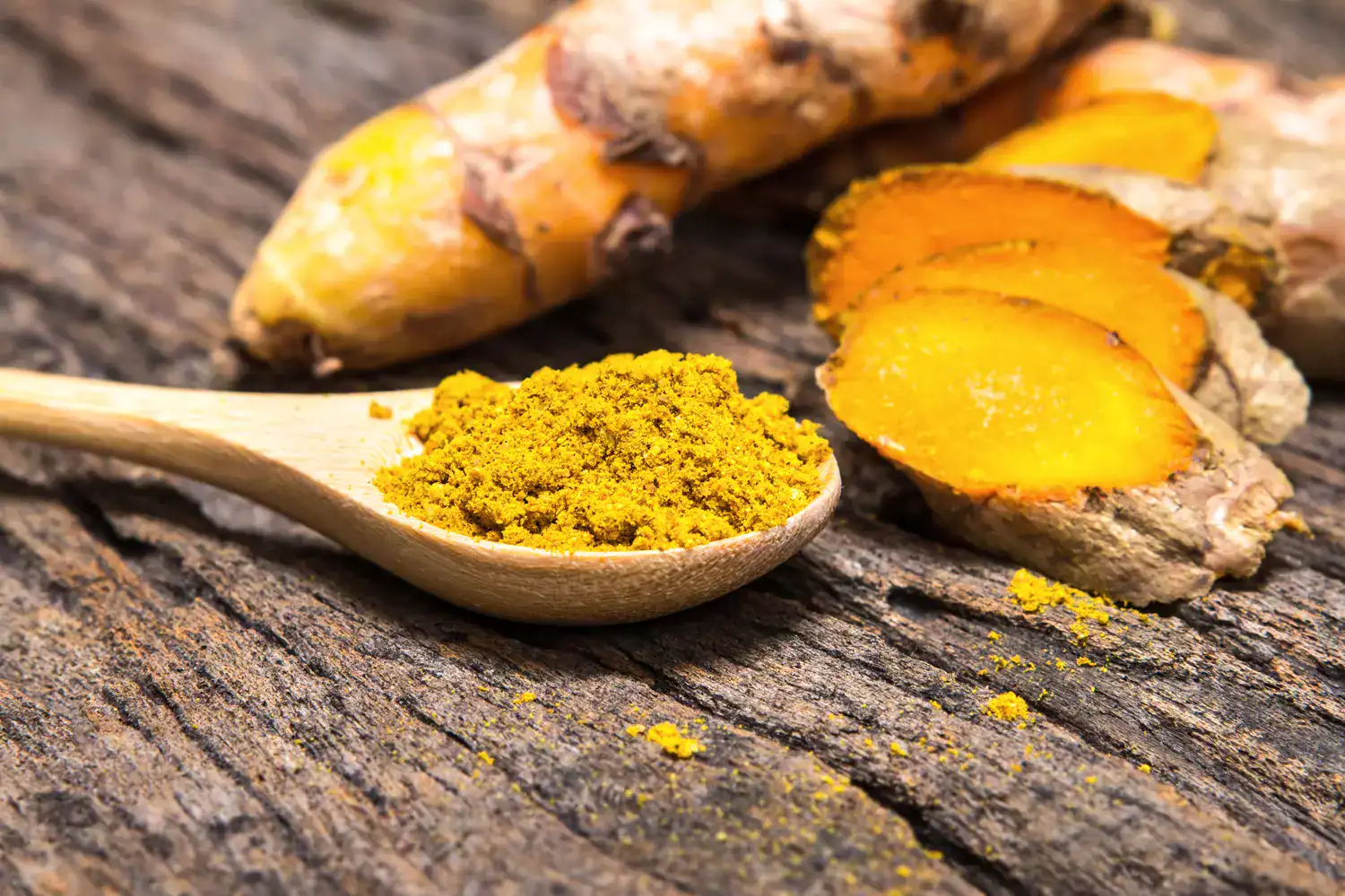 Curcuma sur la peau soin