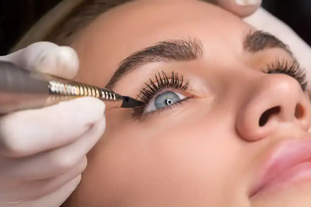 Eye liner permanent avis