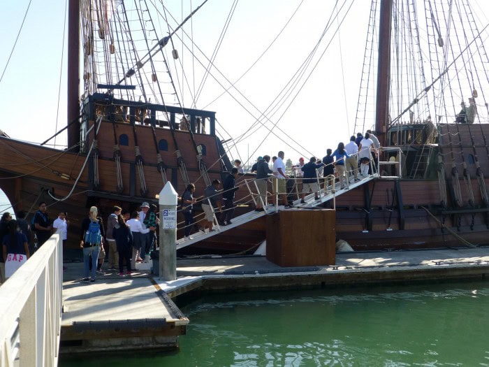 A crowd queues to tour the San Salvador