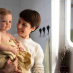 comment laver bebe dans une douche italienne