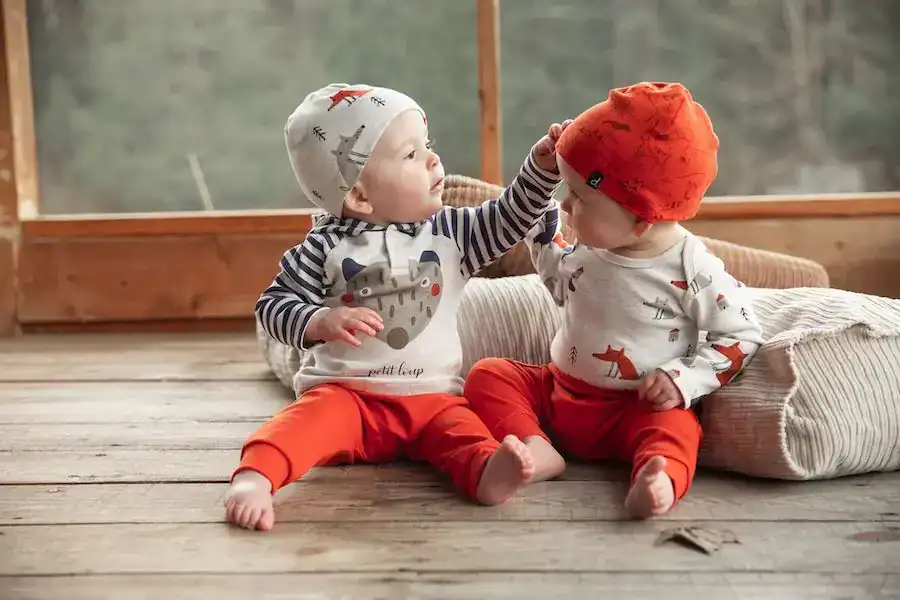 comment habiller bebe dehors 20 degres