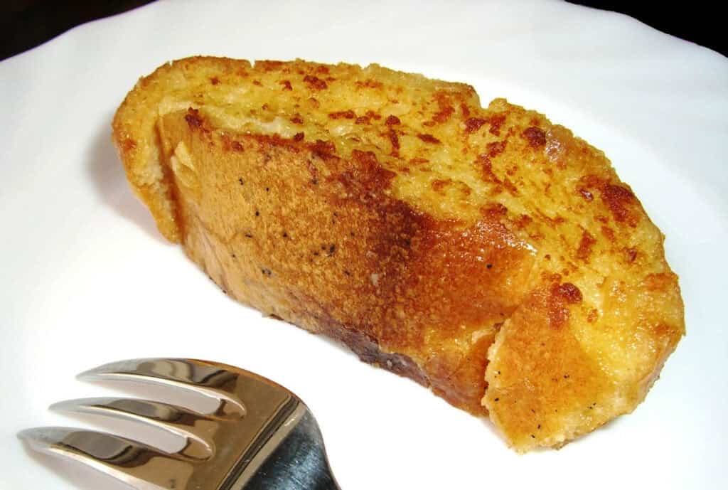Pain perdu enceinte : peut-on se faire plaisir sans danger pendant les neuf mois ? 3 peut on manger du pain perdu enceinte