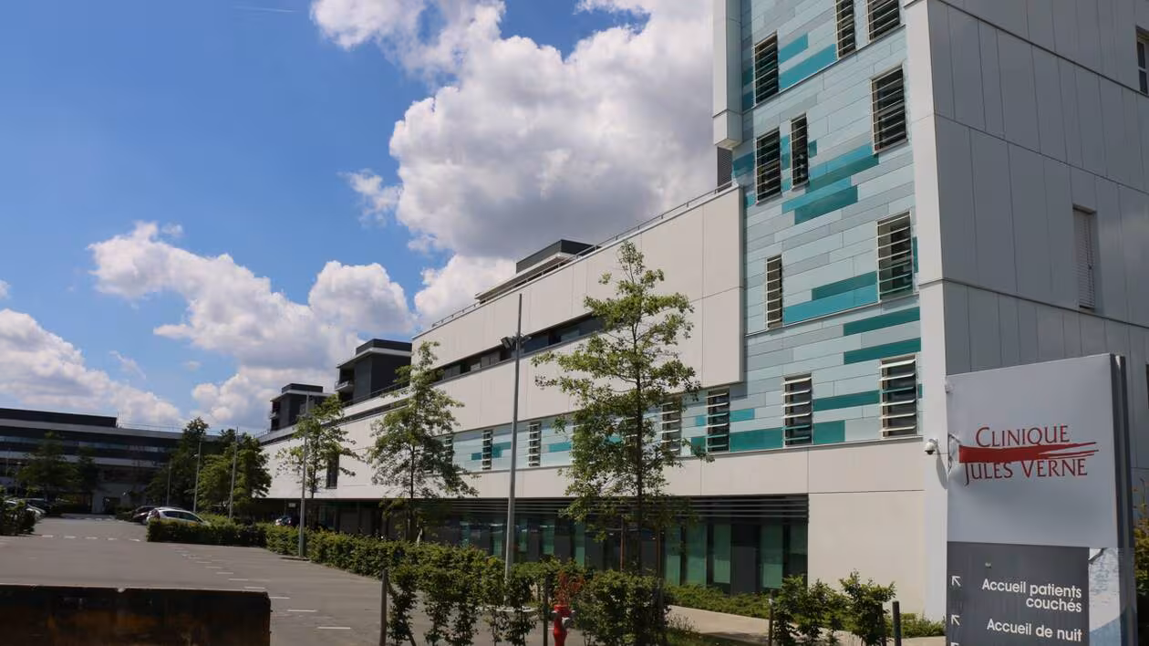 maternité jules verne
