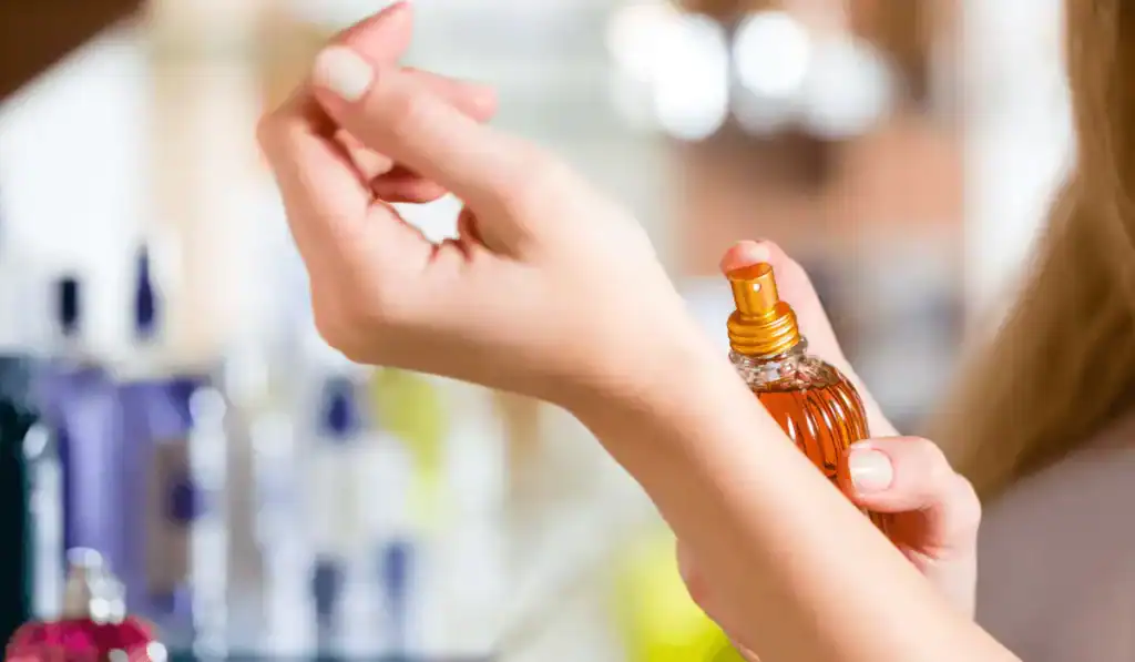 Liste des dupes des parfums Zara pour femme : les meilleures copies de grands noms 4 dupes des parfums Zara pour femme avis
