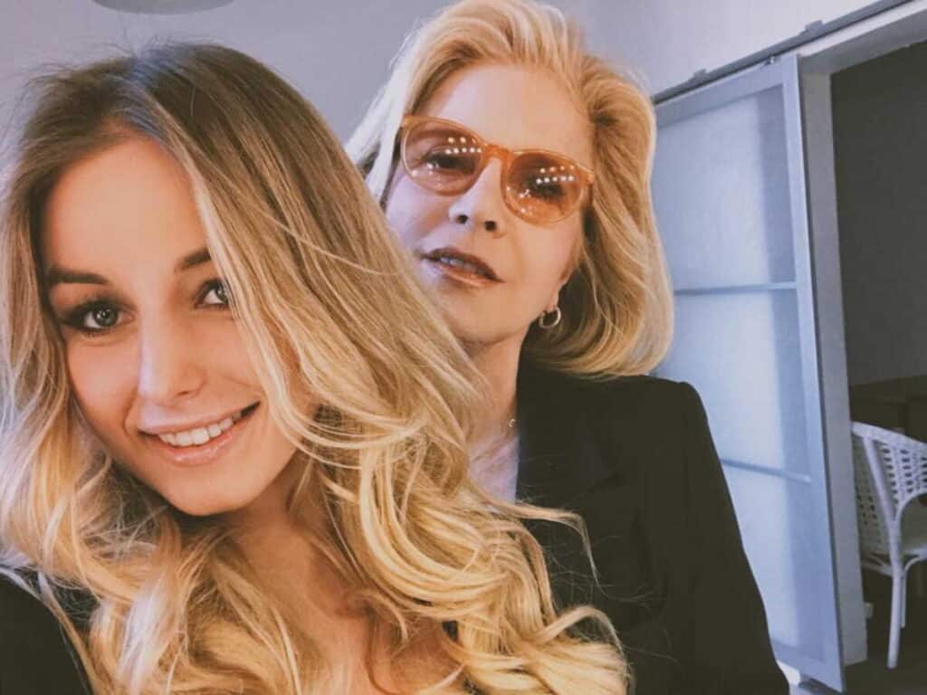 Darina Scotti-Vartan enceinte : tout ce que l'on sait sur sa grossesse 3 Darina Scotti-Vartan enceinte de son 1er enfant