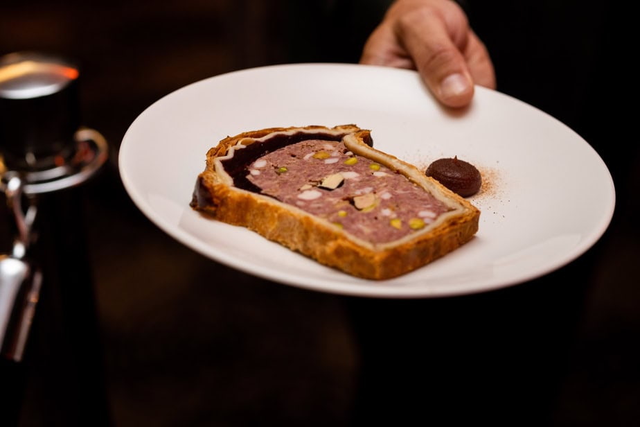 Pâté en croûte en étant enceinte : ce que vous pouvez vraiment manger sans risque 2 Pâté en croûte en étant enceinte 1