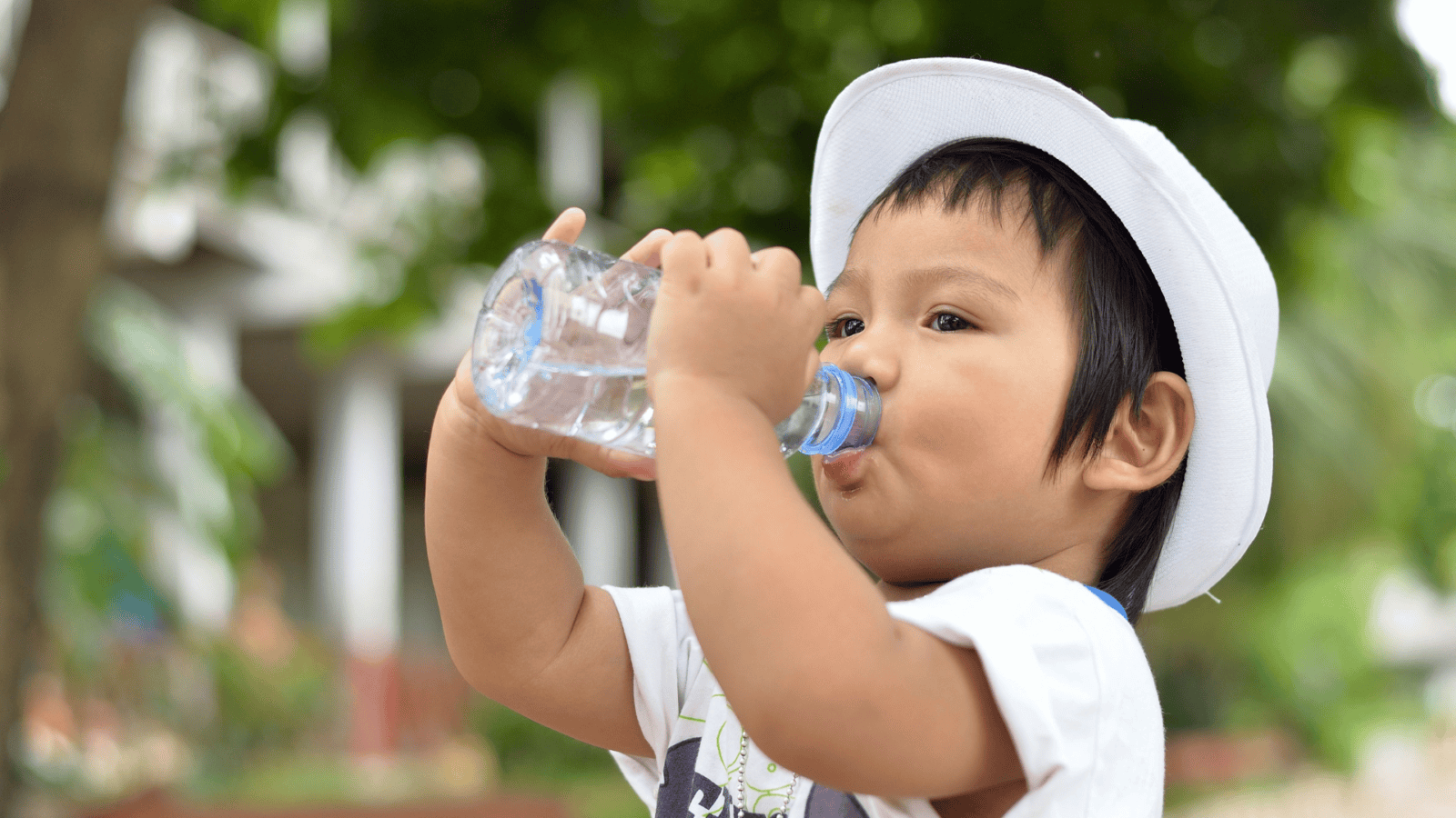 Cristaline eau pour bébé sans logo