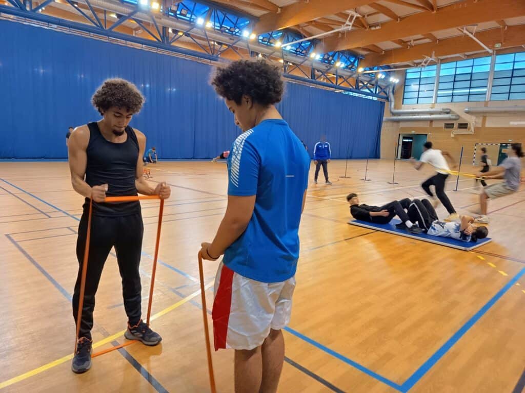 Boot camp pour adolescent difficile en France : ce qu'il faut vraiment savoir avant de décider 4 Boot camp pour adolescent difficile en France inscription
