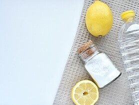 Vinaigre blanc sur la peau