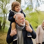 « Être un grand-parent actif auprès de ses petits-enfants accorde cinq années de vie en plus » : à Saintes, Régine Florin vient parler du rôle des grands-parents
