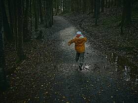 vidar nordli mathisen aVVXdIt3qmU unsplash Check-list rentrée : l'essentiel du placard d'un petit garçon