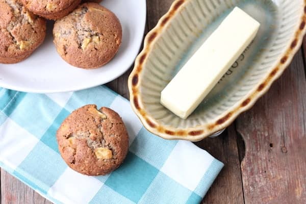 paleo apple cinnamon muffins