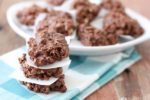 Healthy chocolate-peanut butter no-bake cookies