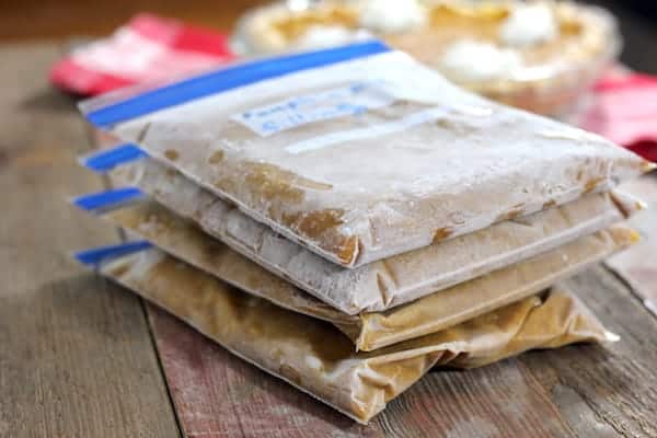 How to Make and Freeze Pumpkin Pie Filling