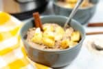delicious instant pot apple cinnamon oatmeal