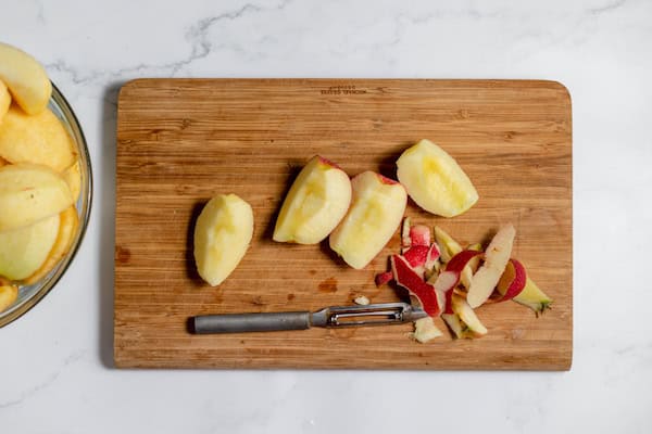 apple slices on a cutting board