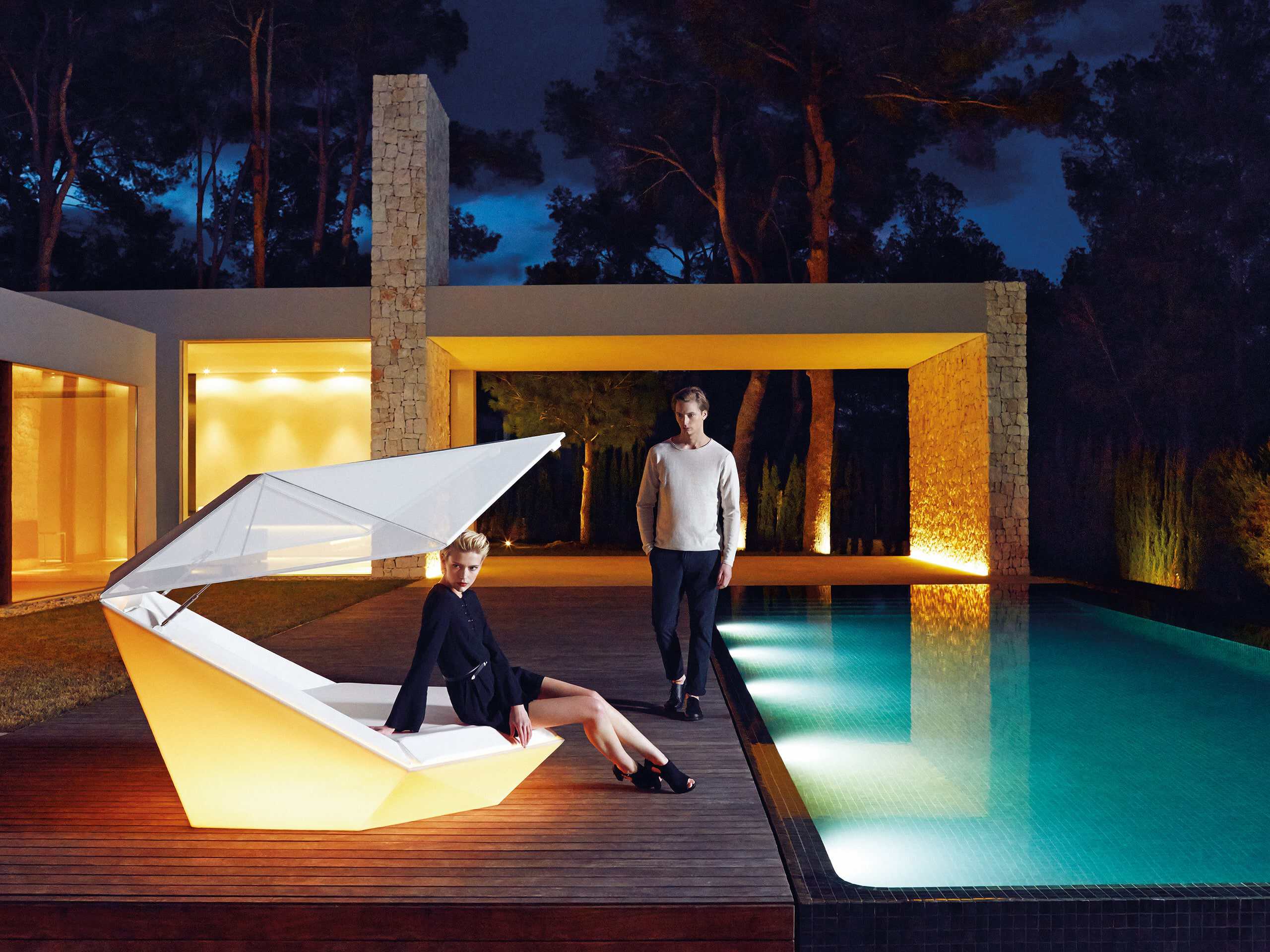 Outdoor Furniture - Furnitalia | Elevate Your Outdoor Living with