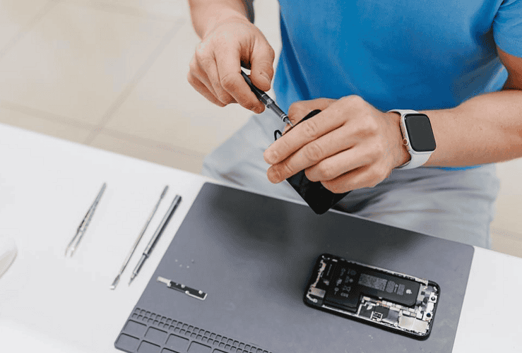 Prix changement écran iPhone 13