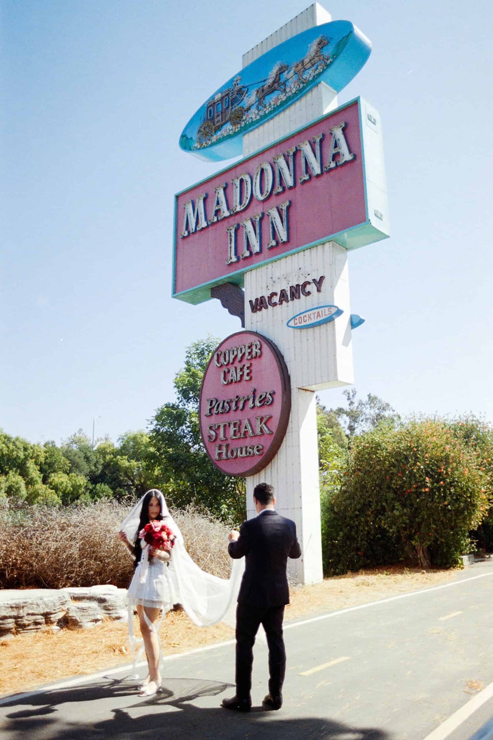 madonna inn weddings; Jenny Markham Photography