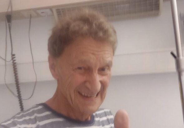 Foto von Reiner Hömig im Krankenhaus nach Herz-OP