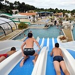 Camping en short de bain autorisé