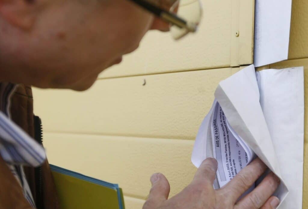 avis de passage huissier signification delai appel