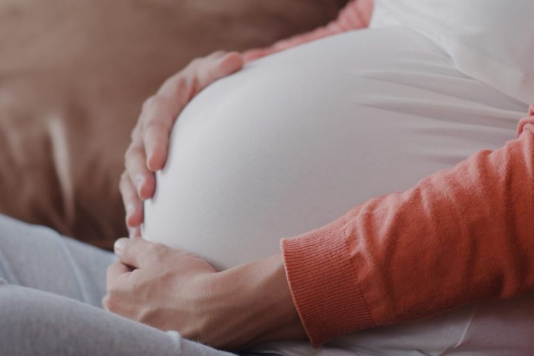 pregnant mom