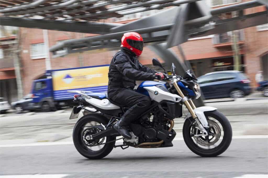 BMW F800R performances