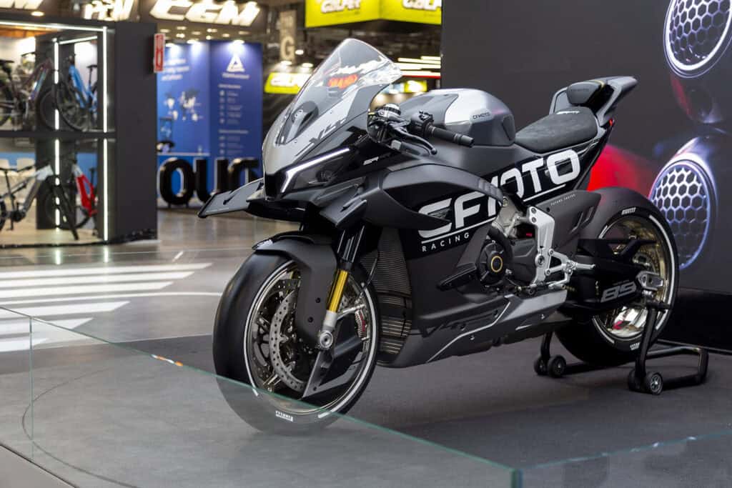 CFMoto