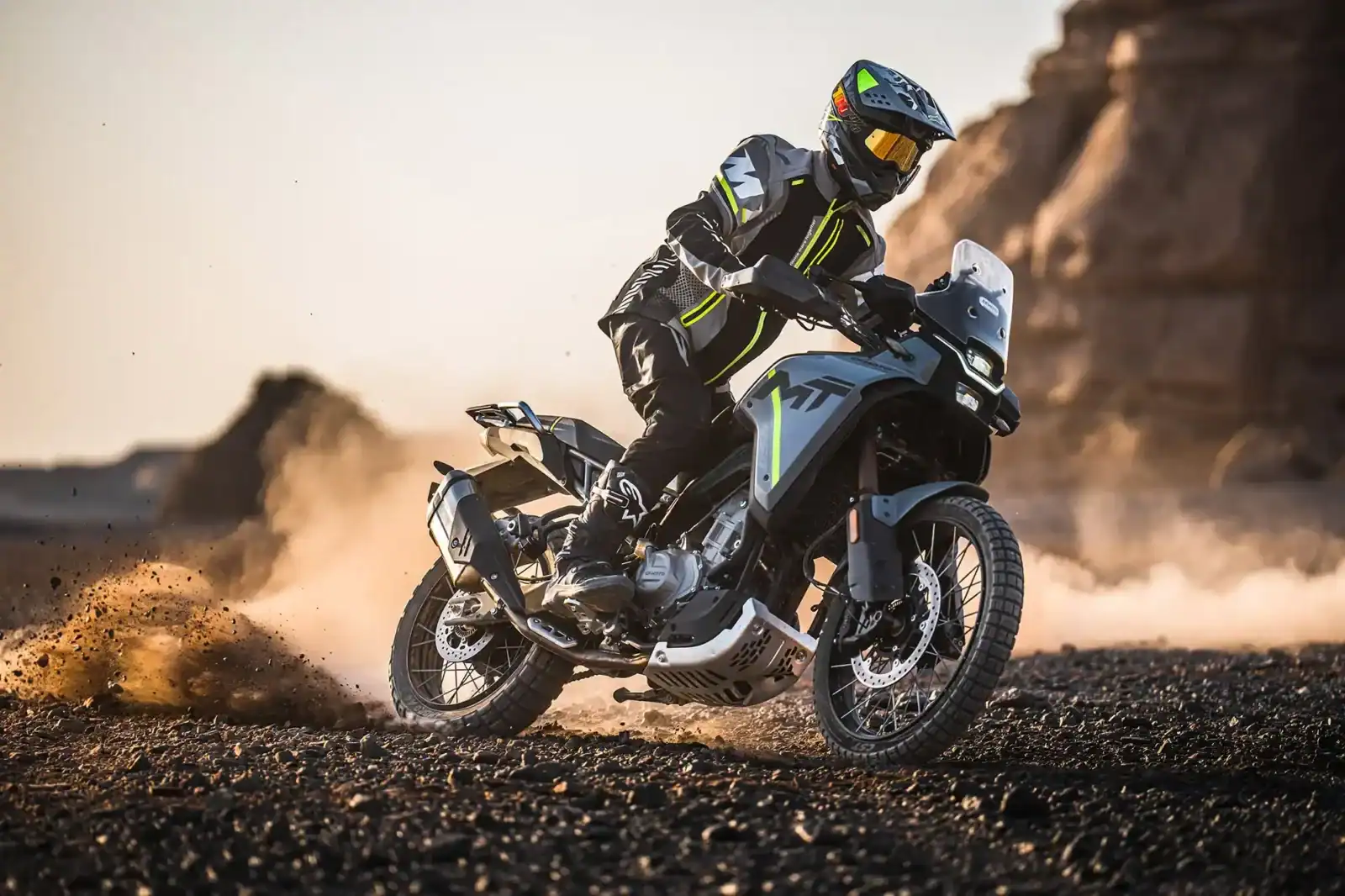 CFMoto 450 MT