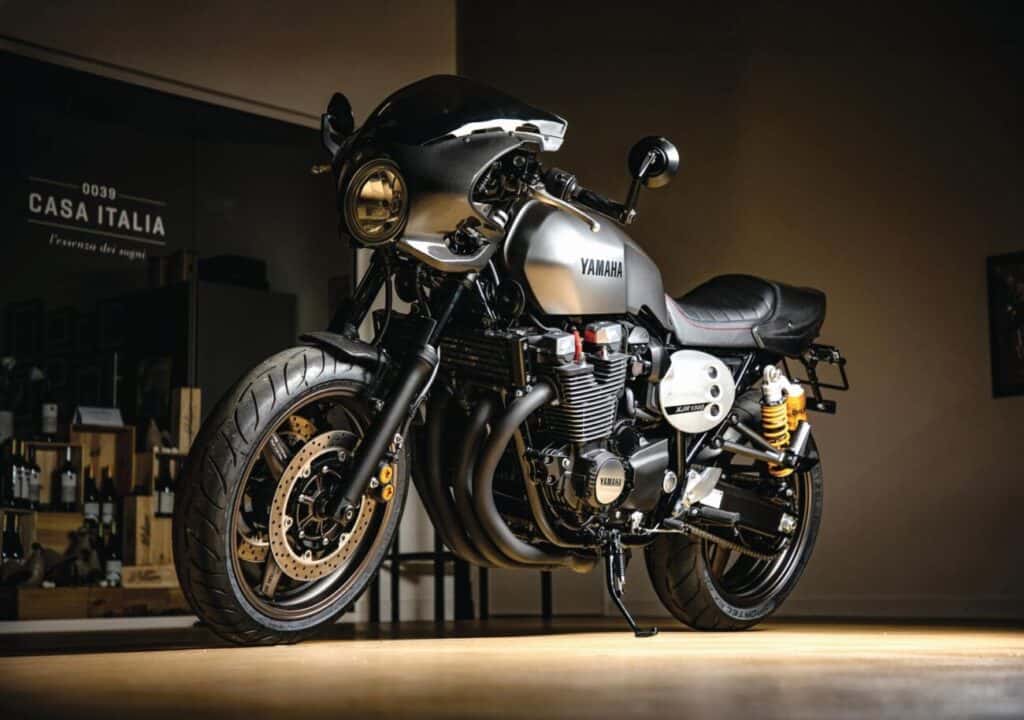 Yamaha XJR 1300