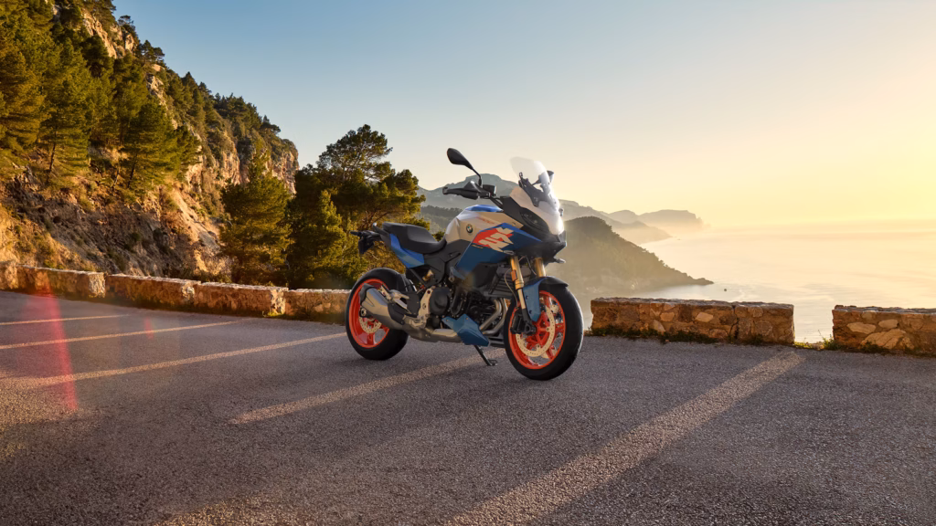 BMW F 900 XR