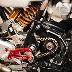 Chaîne de moto sans entretien