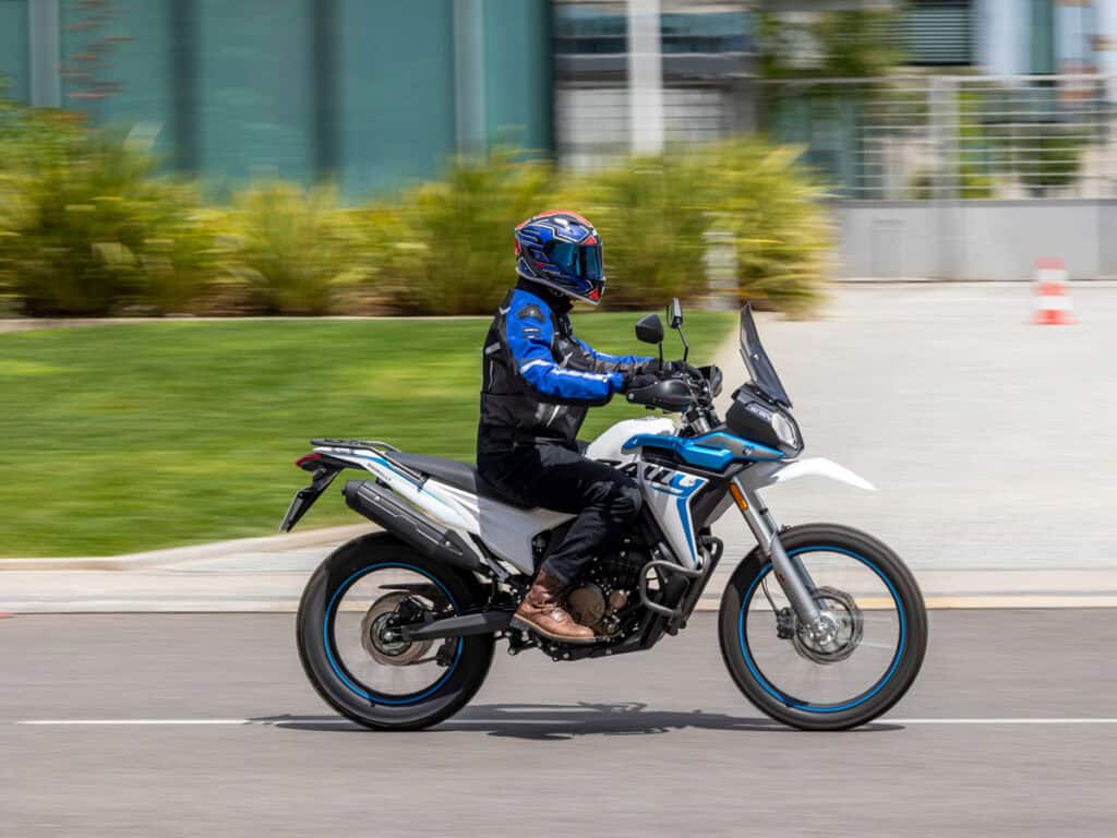 Voge 300 Rally puissance
