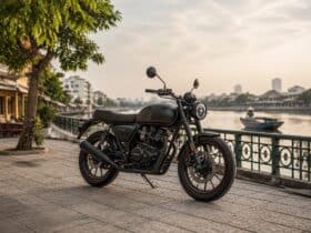 Le modèle de moto de grosse cylindrée GB350S fait ses débuts sur le marché vietnamien