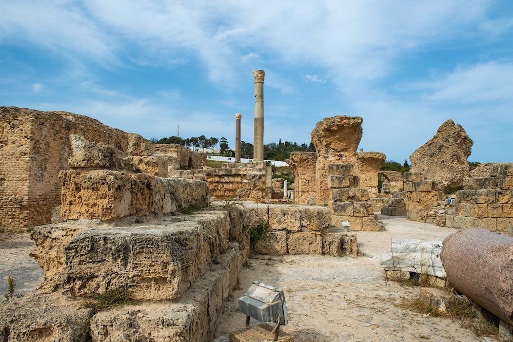 https://spcdn.shortpixel.ai/spio/ret_img,q_cdnize,to_avif,s_avif/www.mosaicnorthafrica.com/wp-content/uploads/2023/04/carthage-antonine-baths.jpg