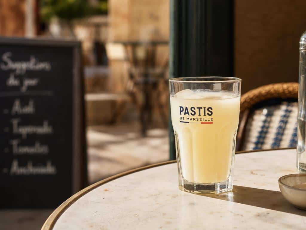 dose de ricard en cl dans un bar
