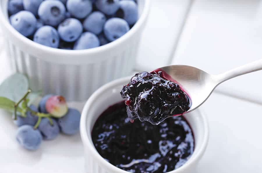 Confiture de myrtilles peu sucrée : La version allégée à essayer 2 confiture de myrtilles peu sucrée thermomix