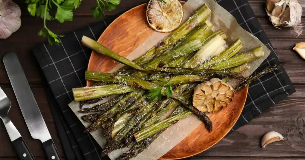 Cuire des asperges au micro-ondes