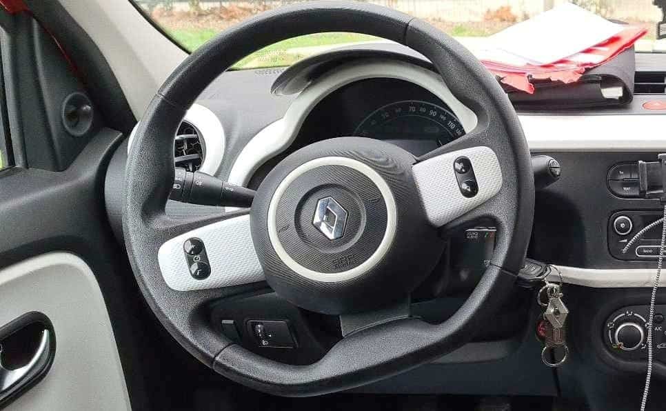 Voyant orange sur Twingo risques