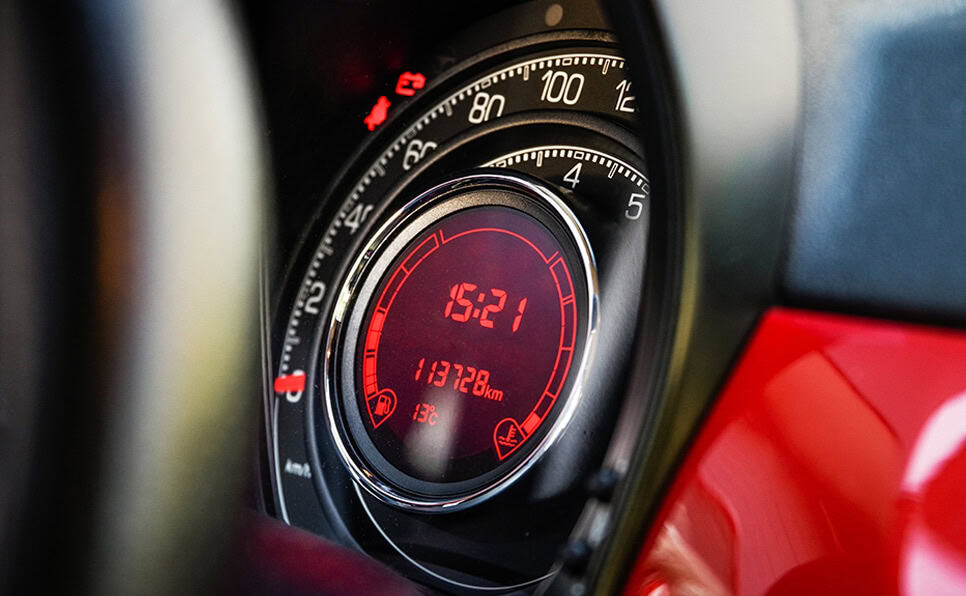 Voyants du tableau de bord de la Fiat 500 signification