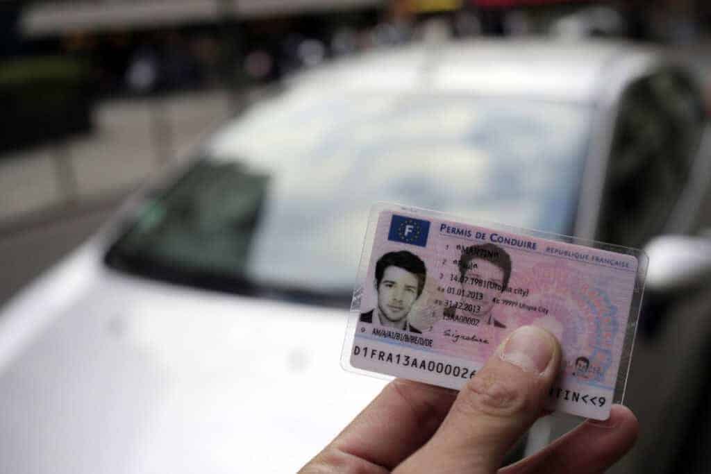 90km.fr pour préparer son permis voiture moto avis