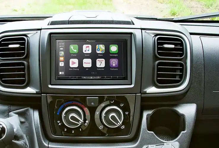 Montage autoradio sur Fiat Ducato camping-car